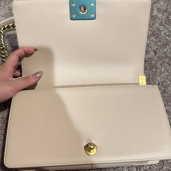 Chanel Le Boy - Picture 8 of 10